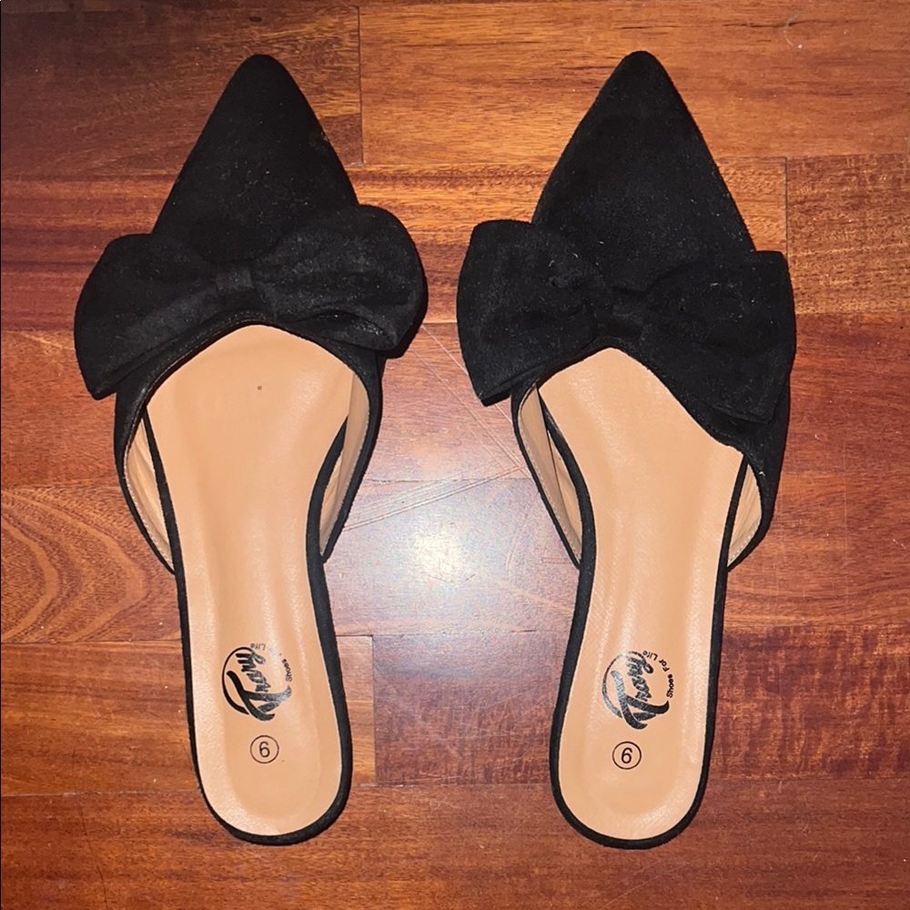Trary Black Women's Mules with Bow- worn once. Like new!